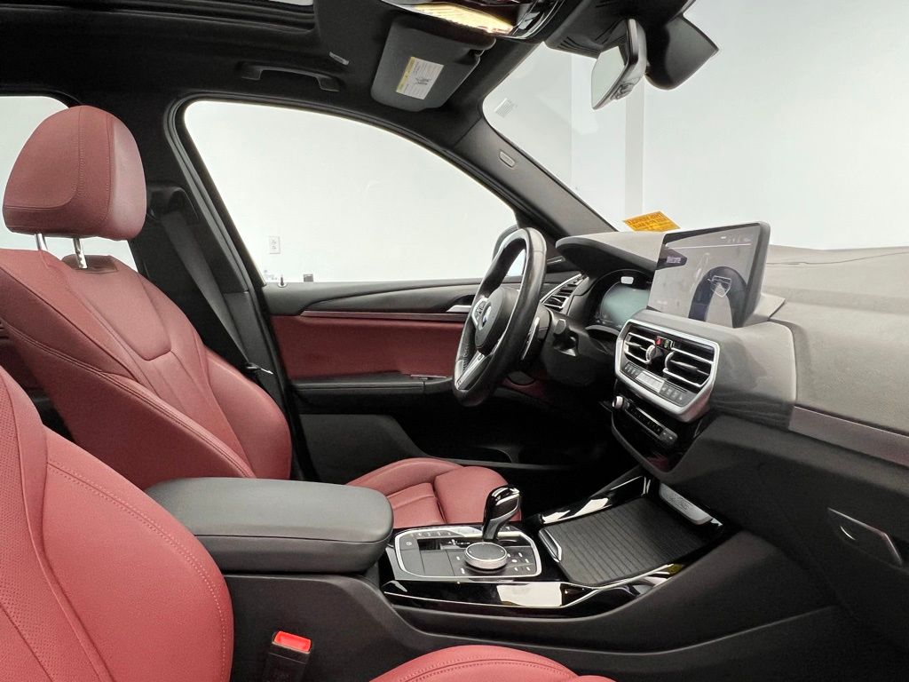 Thumbnail: 2024 BMW X3 - 6
