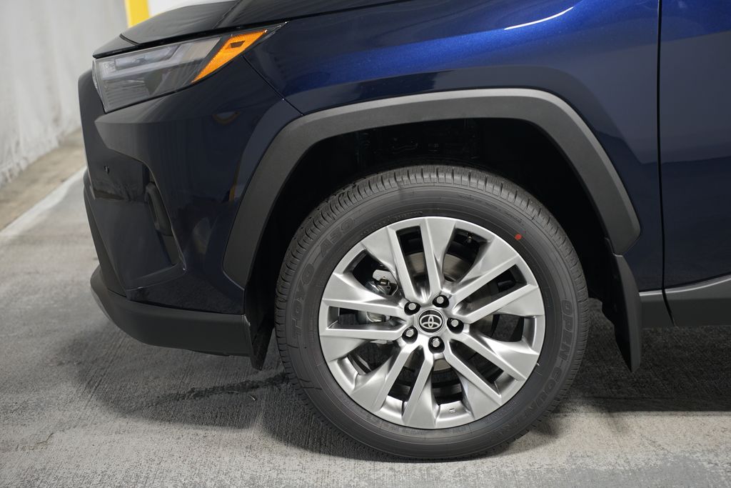Thumbnail: 2025 Toyota RAV4 - 5