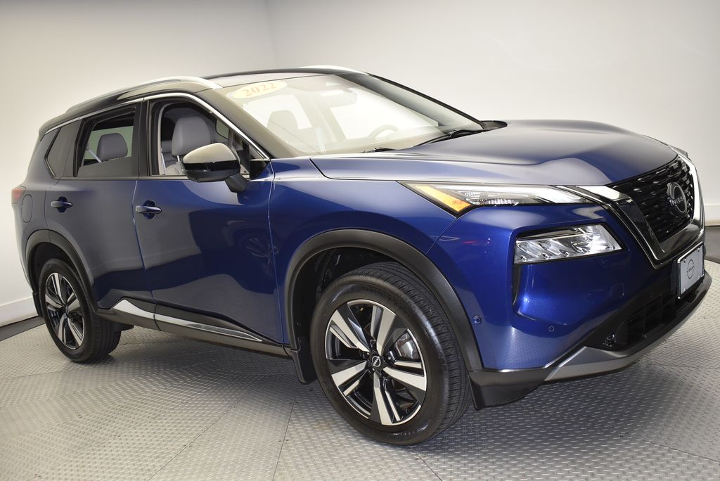2022 Nissan Rogue SL 3