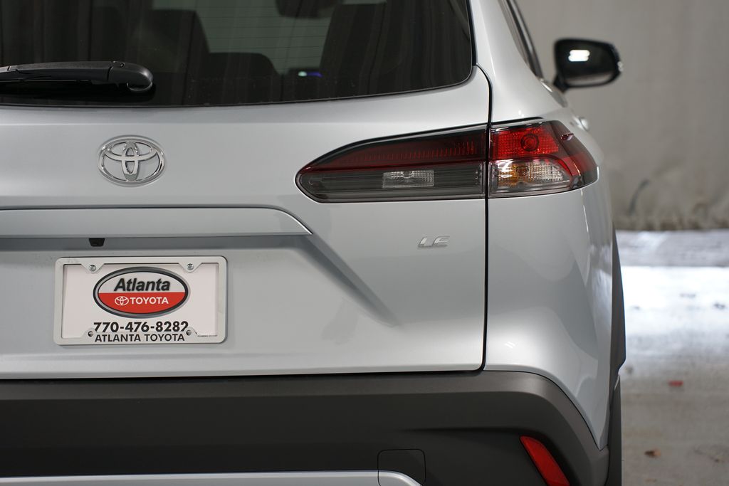 Thumbnail: 2026 Toyota Corolla Cross - 10