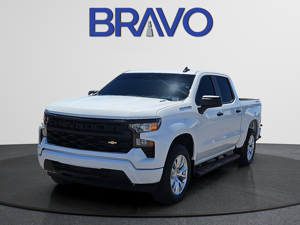 Summit White 2026 Chevrolet Silverado 1500 Custom Crew Cab 4WD Pickup Truck Four-Wheel Drive 8-Speed Automatic