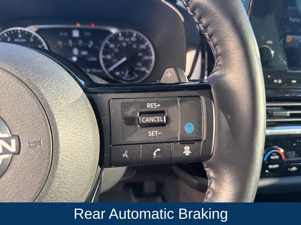 2024 Nissan Pathfinder SL FWD