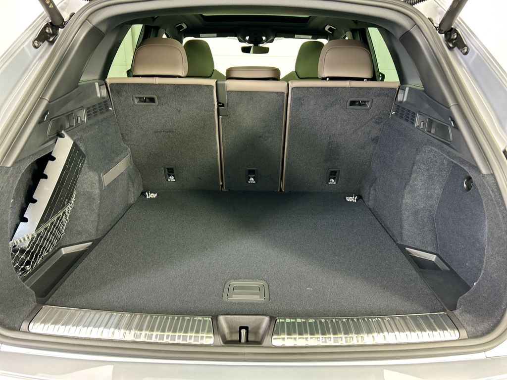 Thumbnail: 2025 Audi Q5 - 28