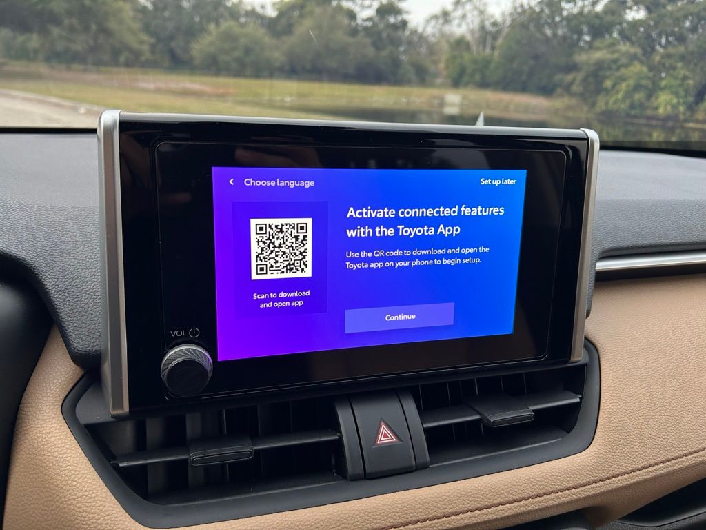 Thumbnail: 2025 Toyota RAV4 - 23