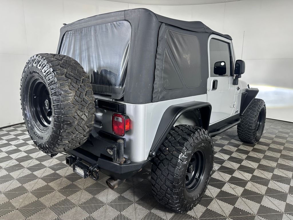 2004 Jeep Wrangler Rubicon - Image 5