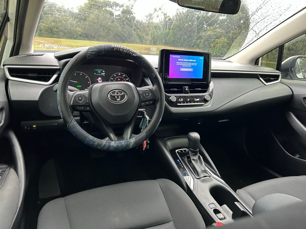 Thumbnail: 2025 Toyota Corolla - 12