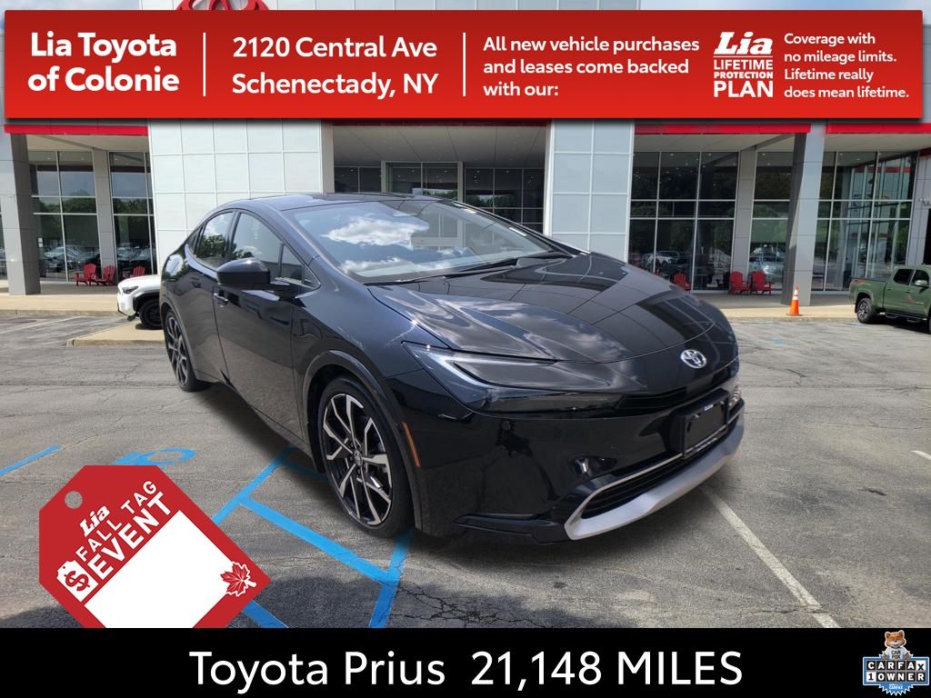 Midnight Black Metallic 2026 Toyota Prius Plug-In Hybrid Hatchback Front-Wheel Drive Continuously Variable Transmission