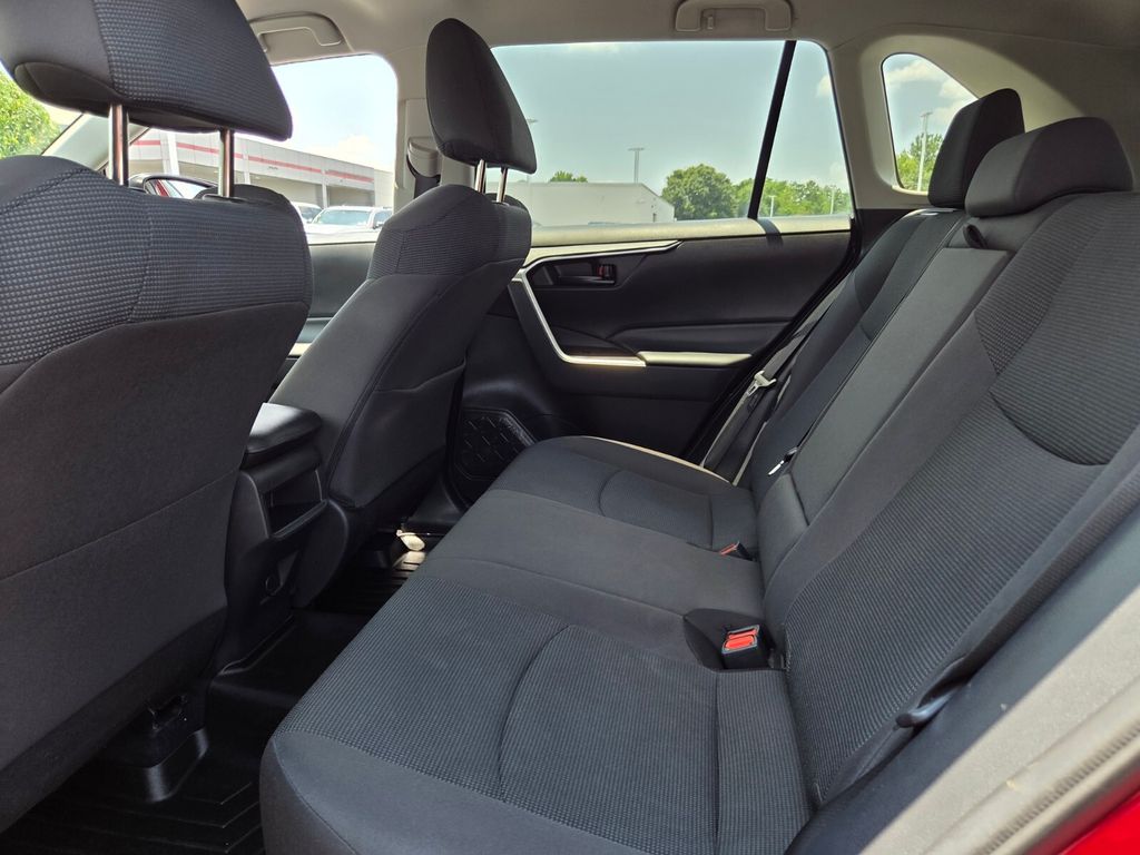 Used 2021 Toyota RAV4 SUV