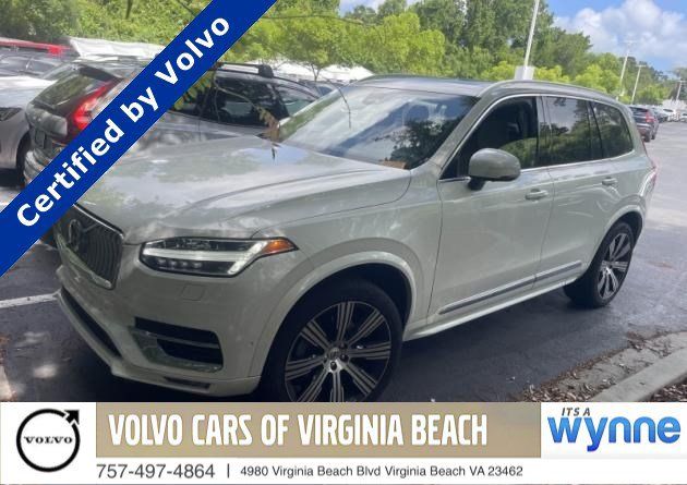 Crystal White 2023 Volvo XC90 B6 Ultimate Bright Theme 7-Passenger AWD SUV / Crossover All-Wheel Drive Automatic