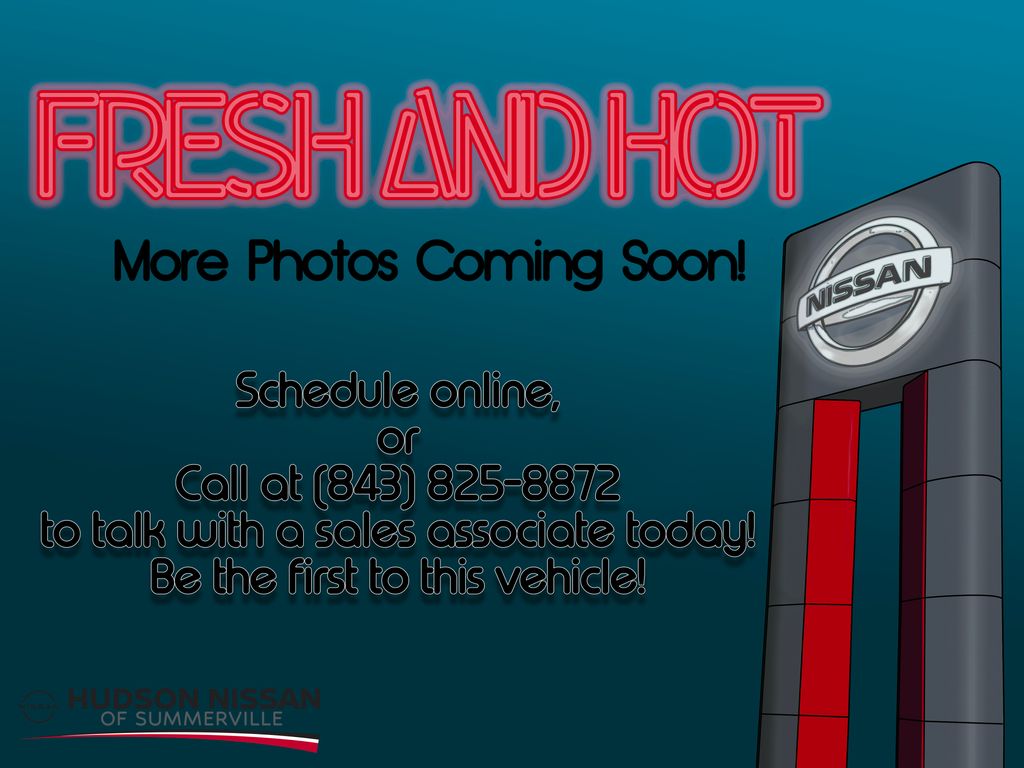 2015 Oxford White Ford F-150 XLT RWD Truck