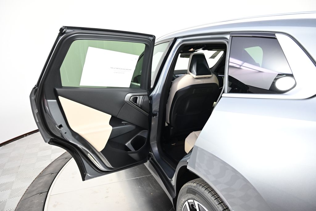 Thumbnail: 2026 BMW X3 - 23