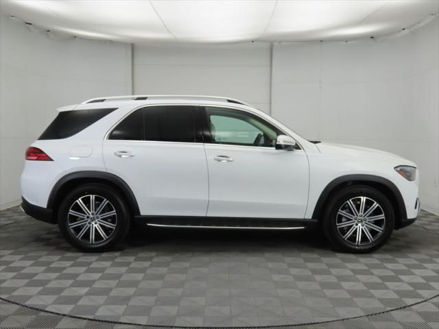 Thumbnail: 2026 Mercedes-Benz GLE - 4