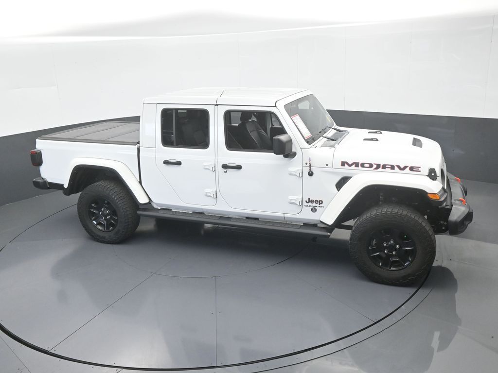 Used 2022 Bright White Clearcoat Jeep Mojave image 60