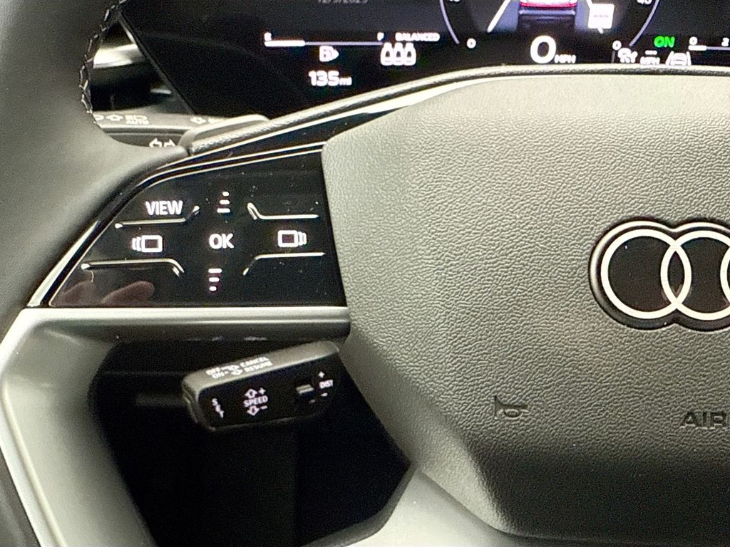 Thumbnail: 2025 Audi Q5 - 11