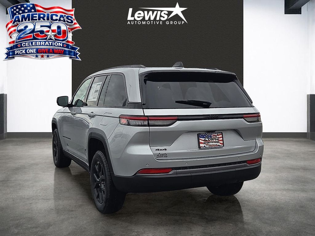 New 2026 Jeep Grand Cherokee Altitude For Sale in Farmington, AR