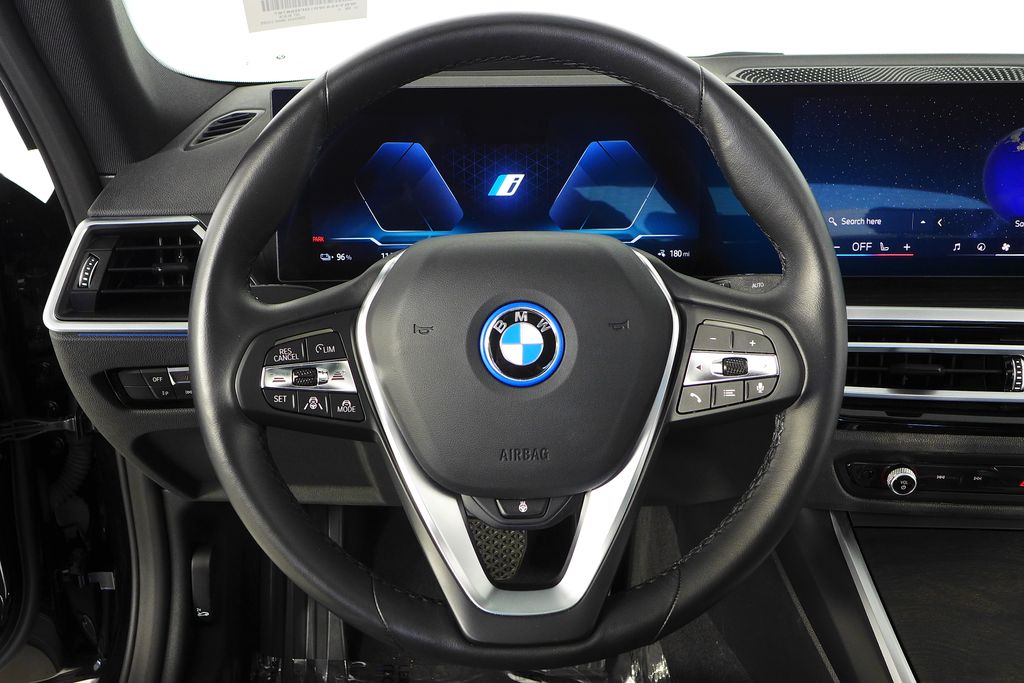 Thumbnail: 2024 BMW i4 - 27