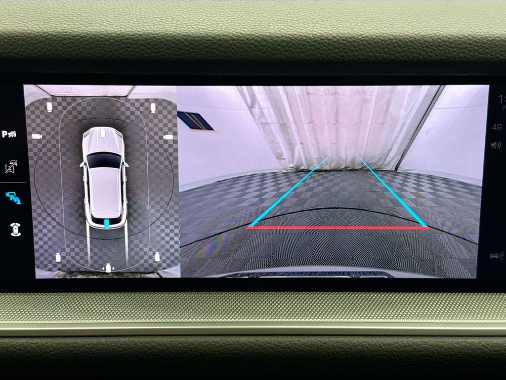 Thumbnail: 2026 Porsche Cayenne - 18