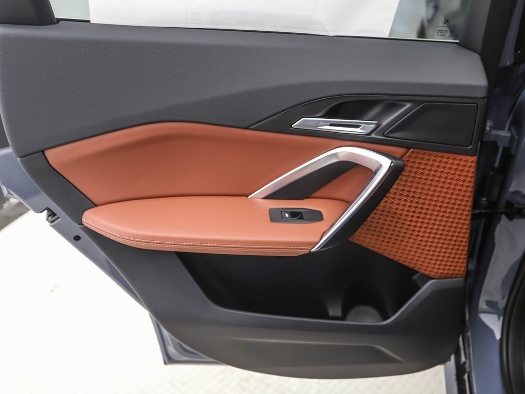 Thumbnail: 2026 BMW X1 - 19