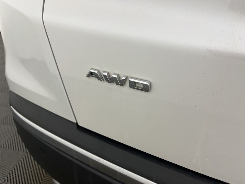 Thumbnail: 2023 Cadillac XT5 - 23