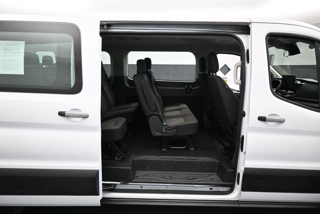 Used 2024 Oxford White Ford XLT image 39