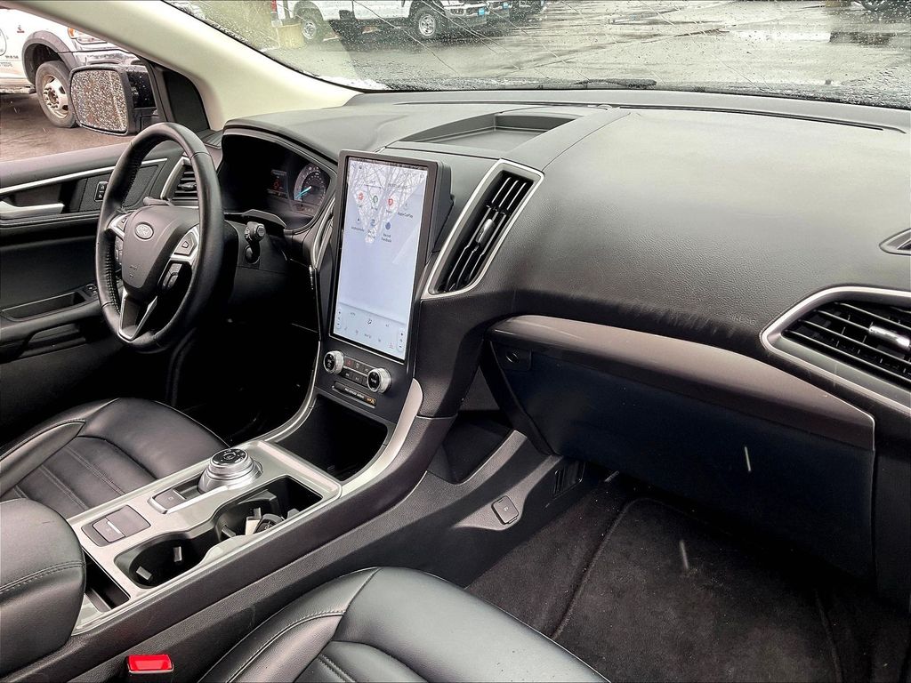 2023 Ford Edge — photo 13
