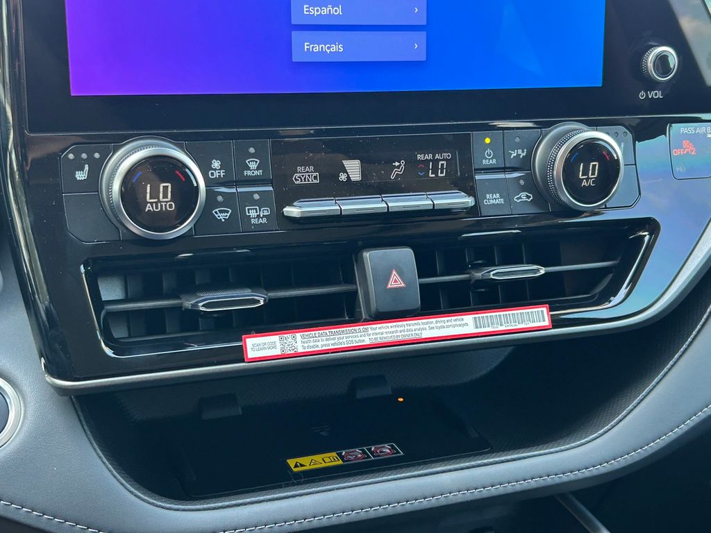 New 2026 Toyota Highlander Hybrid SUV