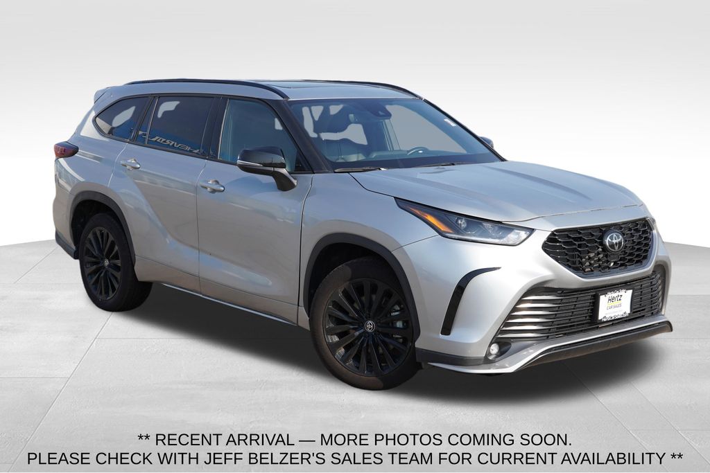 Celestial Silver Metallic 2025 Toyota Highlander SUV / Crossover All-Wheel Drive 8-Speed Automatic
