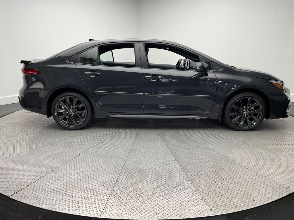 Thumbnail: 2025 Toyota Corolla - 4