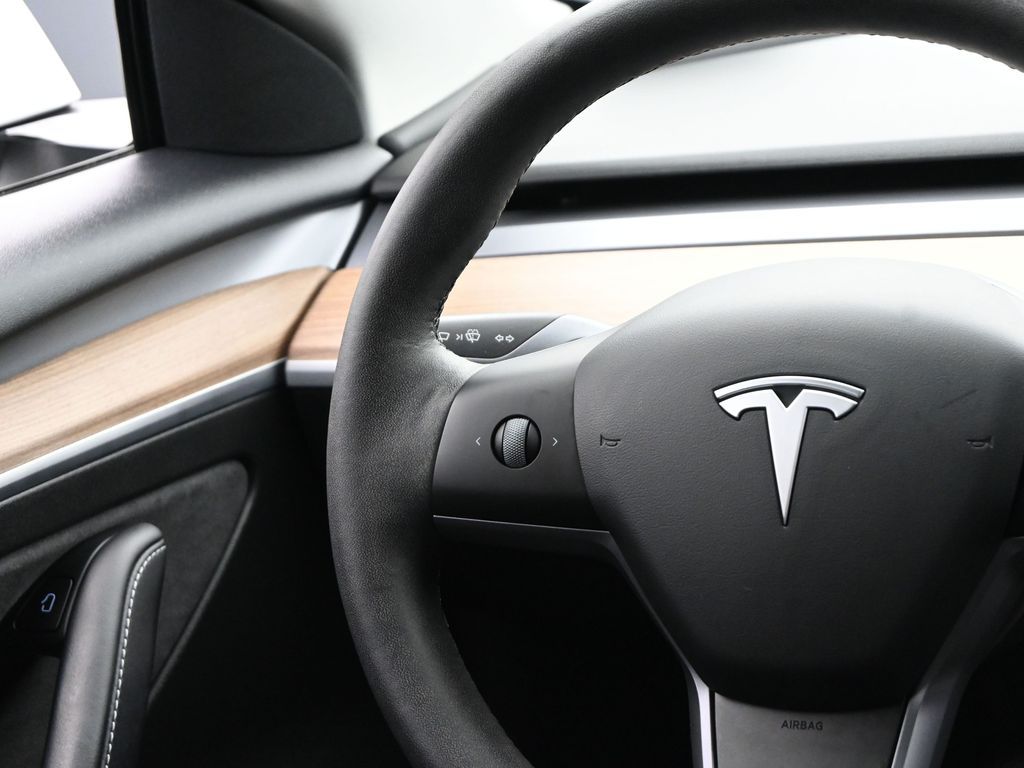 2022 Tesla Model 3 Long Range Dual Motor All-Wheel Drive