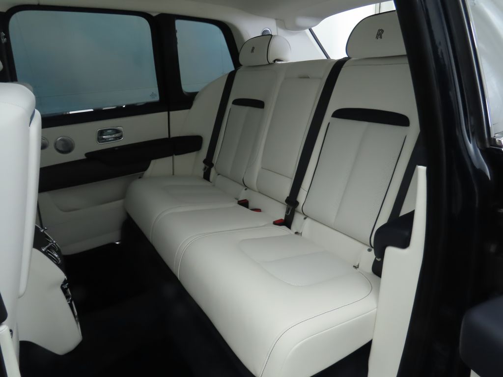 Thumbnail: 2026 Rolls-Royce Cullinan - 23