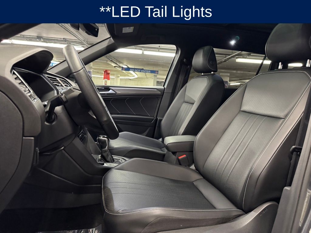 2022 Volkswagen Tiguan SE R-Line Black photo 14