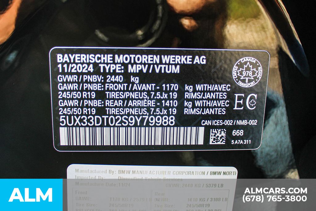 Used 2025 Black BMW xDrive30i image 42
