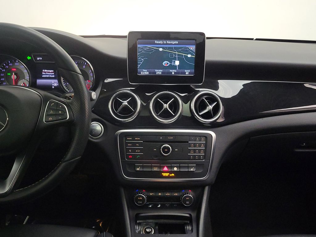 Thumbnail: 2016 Mercedes-Benz CLA - 18