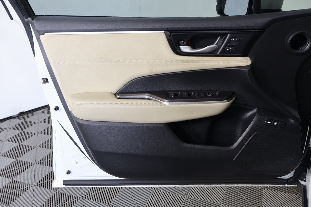 Thumbnail: 2019 Honda Clarity - 11