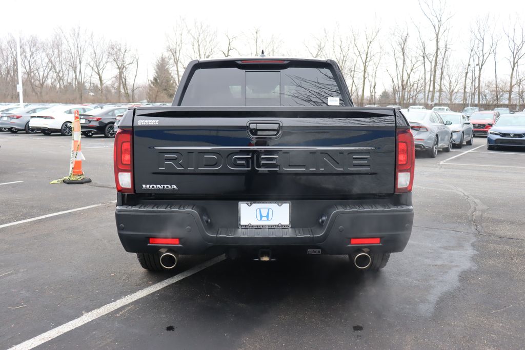 2024 Honda Ridgeline Black Edition 4