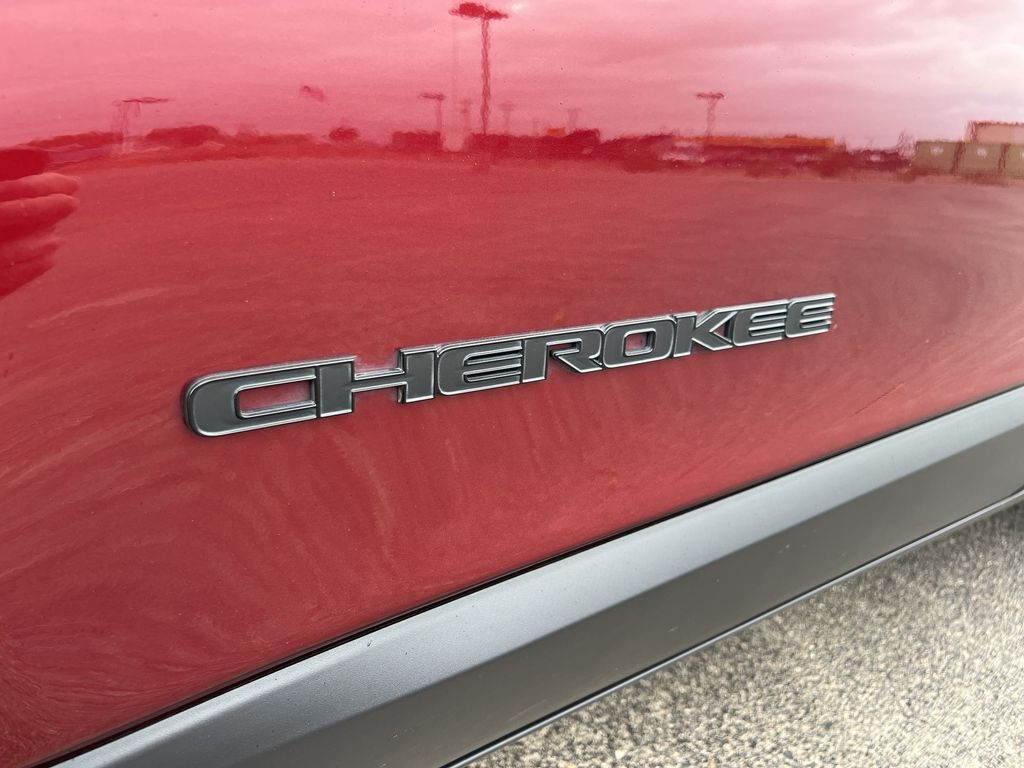 2021 Jeep Cherokee Latitude Plus 30