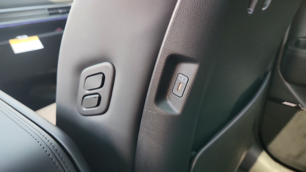 2025 Hyundai Santa Fe Hybrid