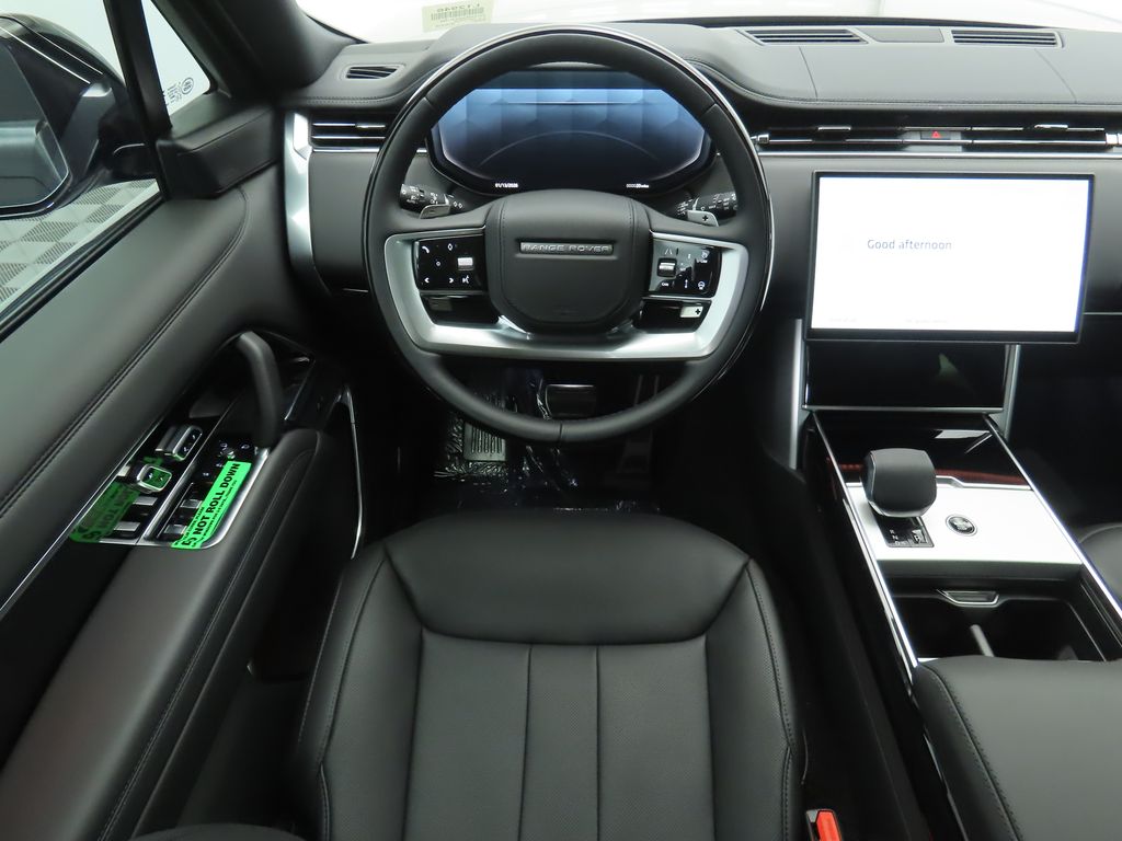 Thumbnail: 2025 Land Rover Range Rover - 10