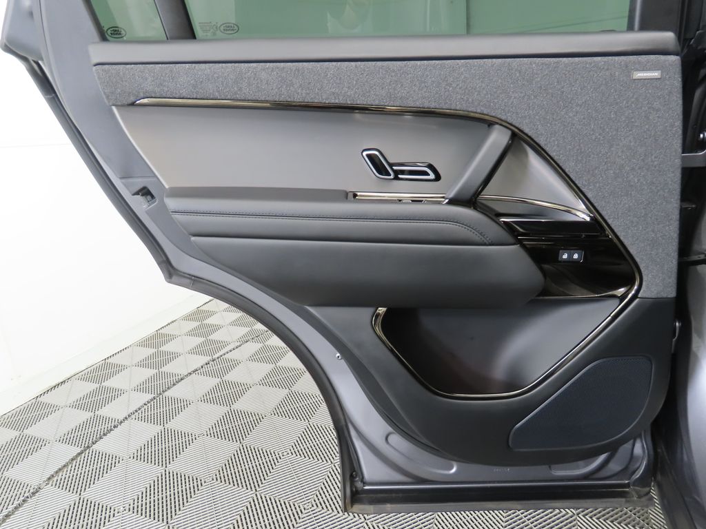 Thumbnail: 2023 Land Rover Range Rover Sport - 27