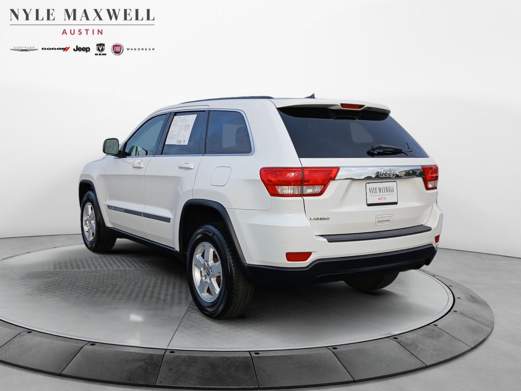 Used Car 2013 Jeep Grand Cherokee  Laredo For Sale Under $12,000 In Austin, Texas