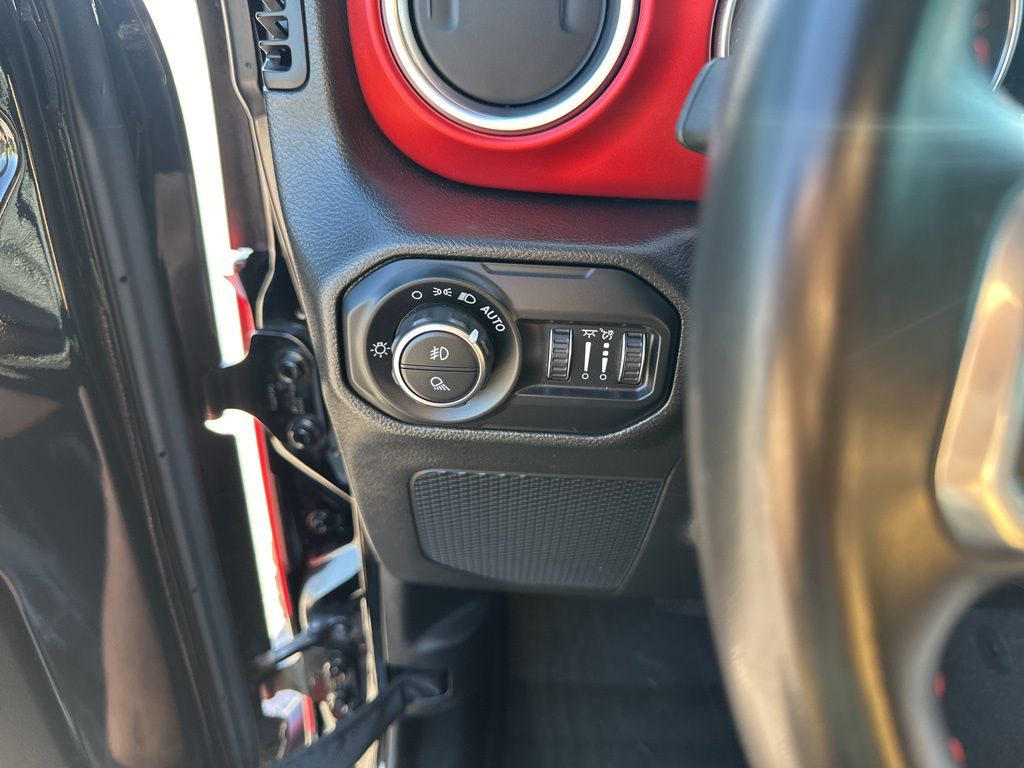 Used Car 2022 Jeep Gladiator  Rubicon For Sale Under $40,000 In Austin, Texas