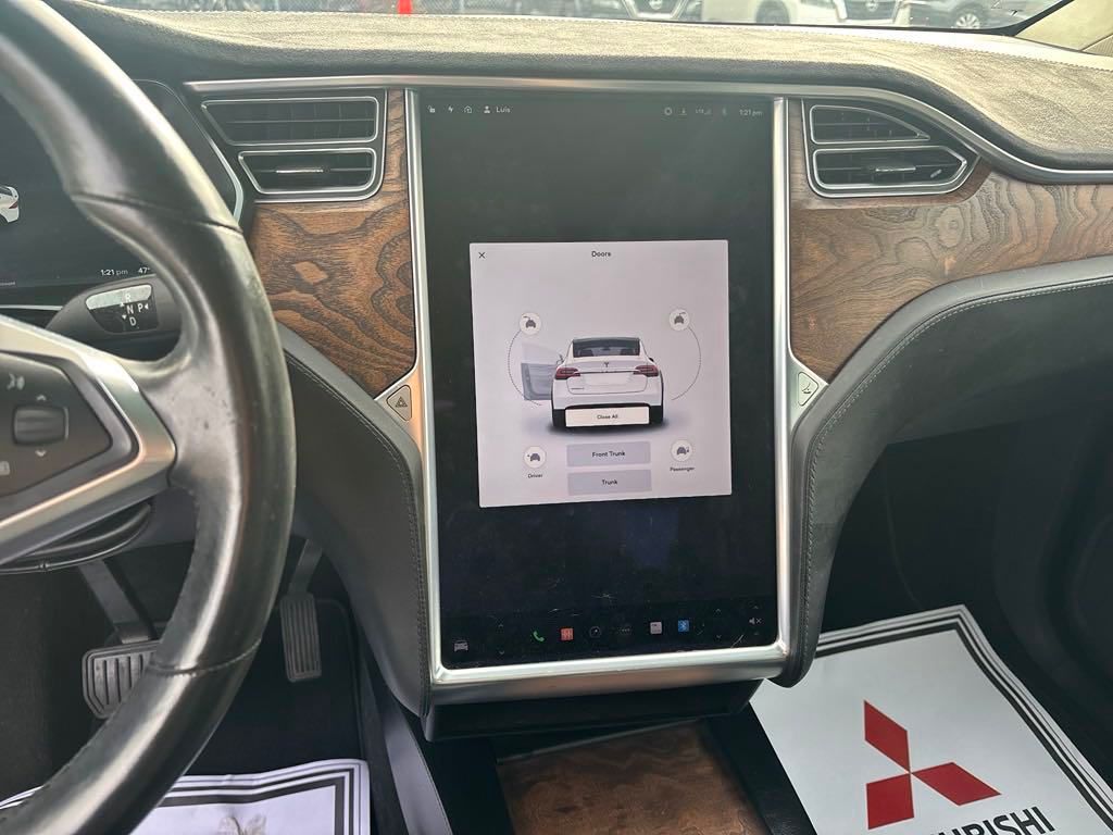 2017 Tesla Model X 75D 17