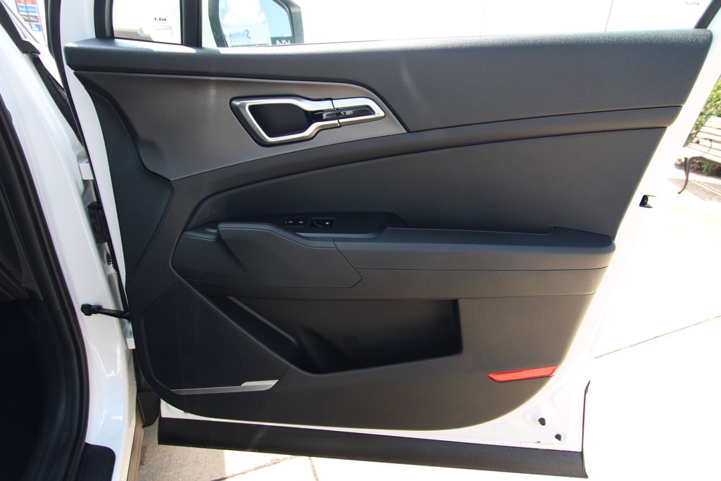 New 2027 Kia Sportage Hybrid SUV