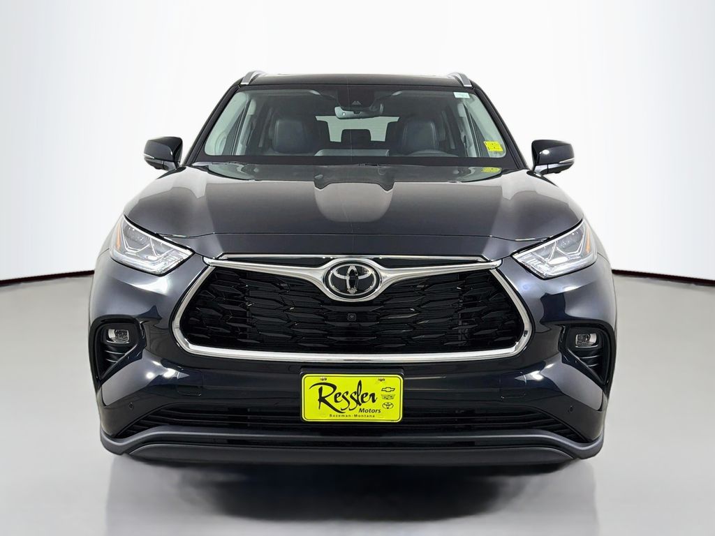 New 2026 Toyota Highlander SUV