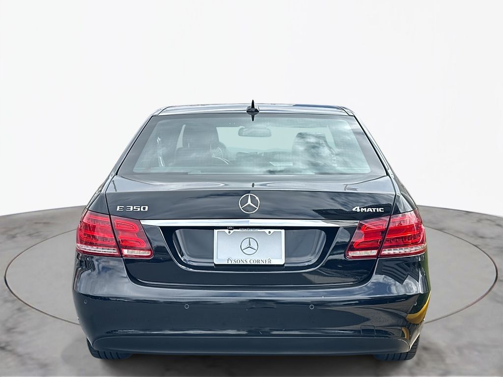 Thumbnail: 2016 Mercedes-Benz E-Class - 11