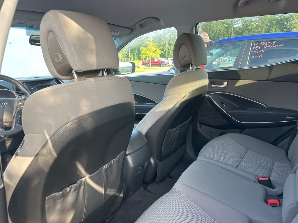 2017 Frost White Pearl Hyundai Santa Fe Sport 2.4 Base AWD SUV