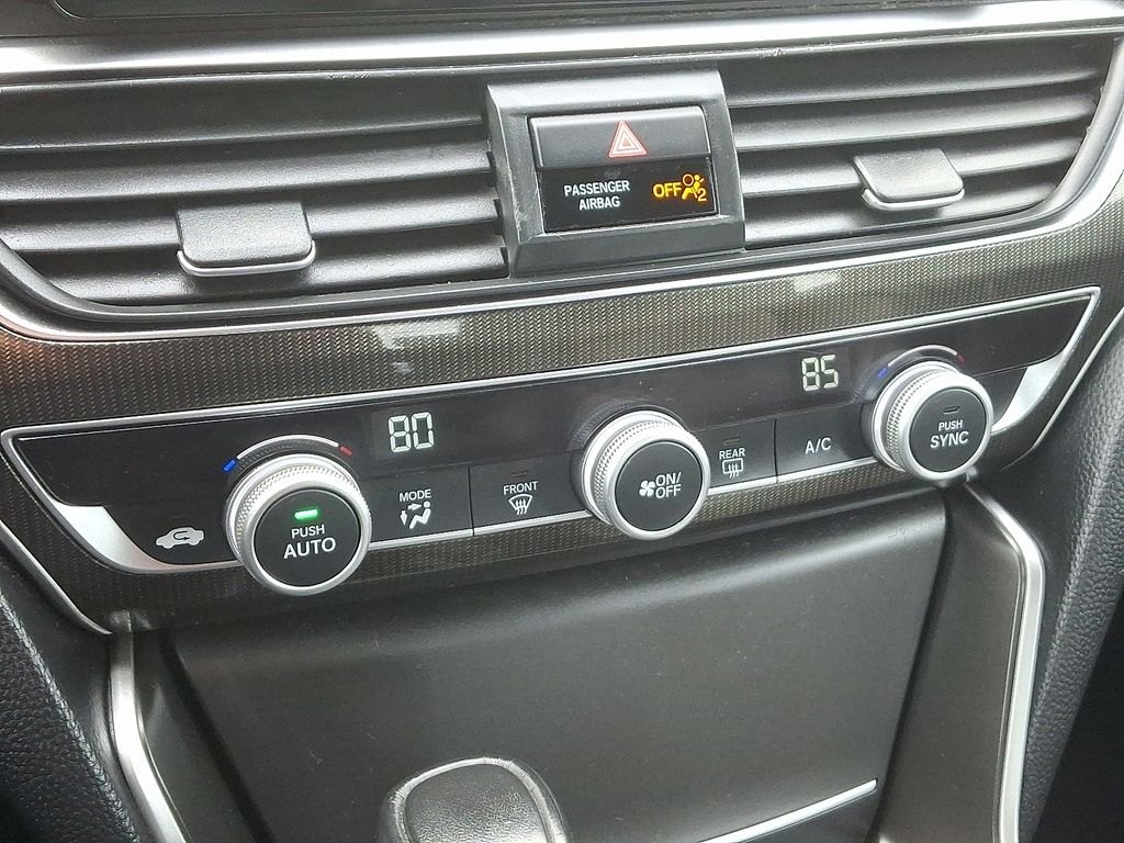 Thumbnail: 2018 Honda Accord - 16