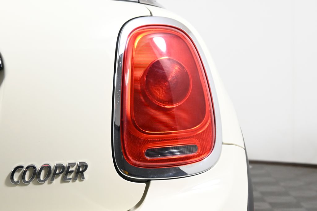 Thumbnail: 2016 MINI Cooper - 13