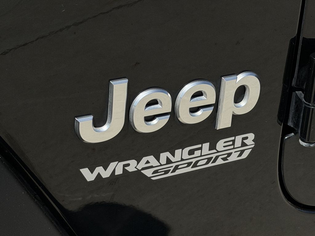 Used 2021 Jeep Wrangler SUV