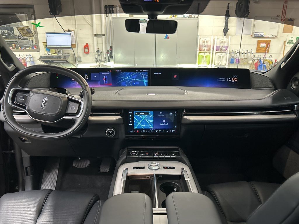 used 2025 Lincoln Navigator car, priced at $84,760